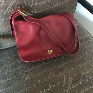 Vintage Coach Ox Blood red shoulder bag No: G10-9716